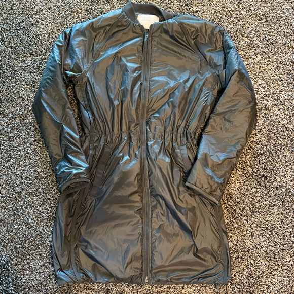 Athleta Womens Parka Summit Primaloft Insulated Lightweight Jacket Size XS - Picture 2 of 4